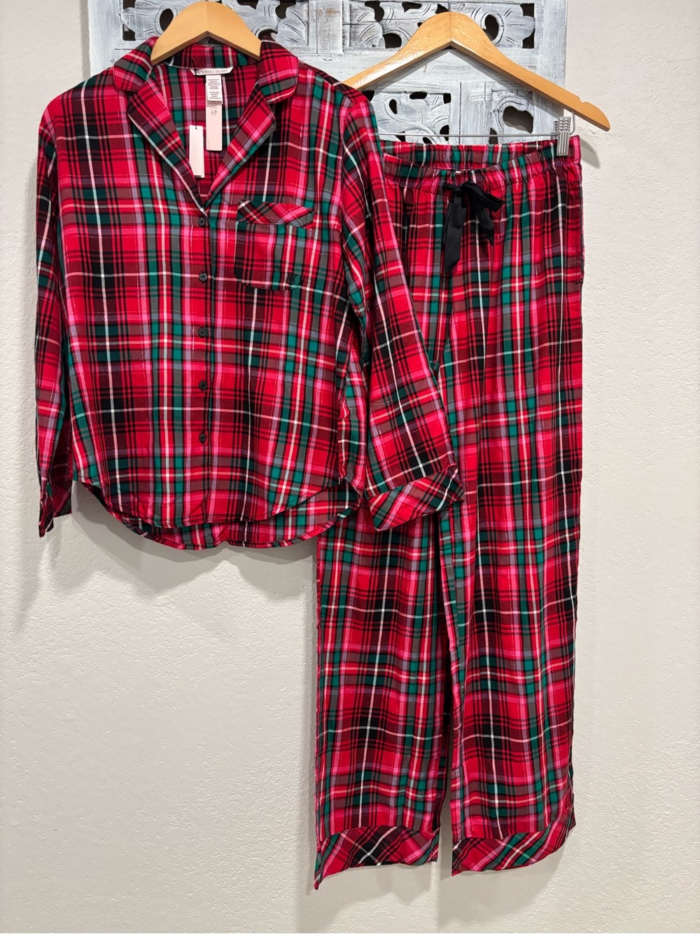 NEW Victoria's Secret Lightweight Tartan Flannel Holiday Pajama Set